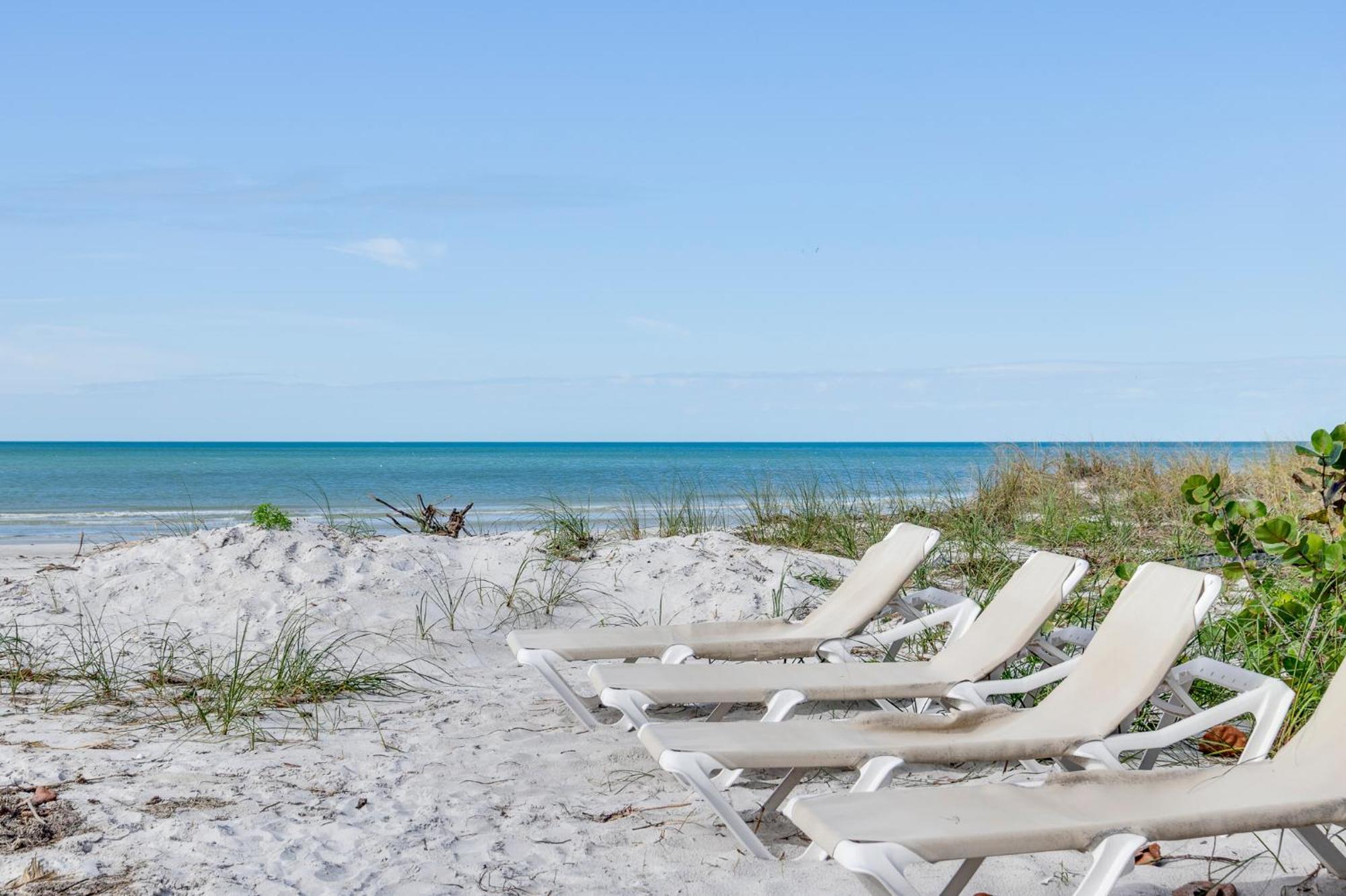 Sand Glo Villas Indian Rocks Beach Exteriör bild