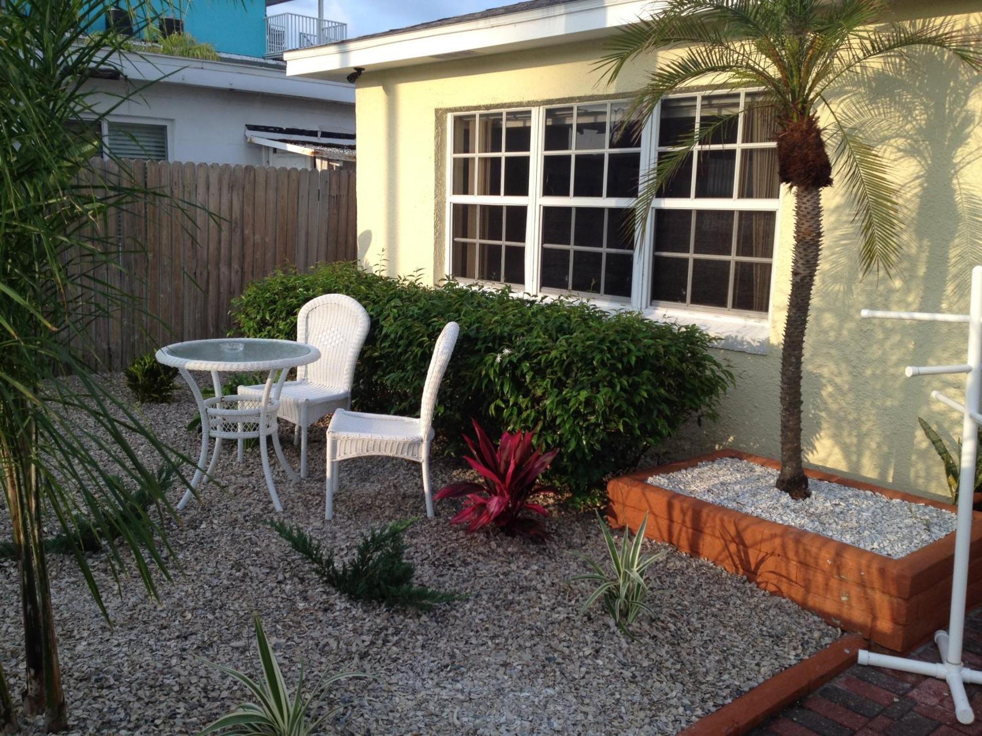 Sand Glo Villas Indian Rocks Beach Exteriör bild